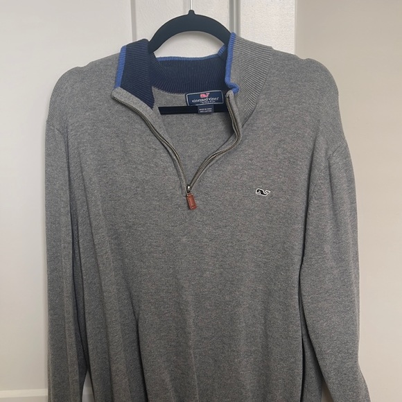 Vineyard Vines Quarter Zip. Great Condition - Picture 1 of 2